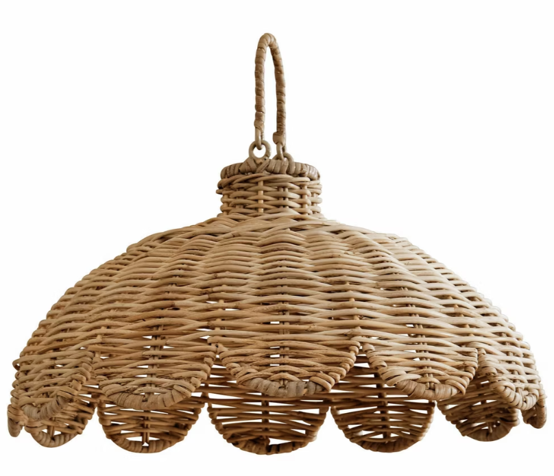 FRILL EDGE RATTAN PENDANT
