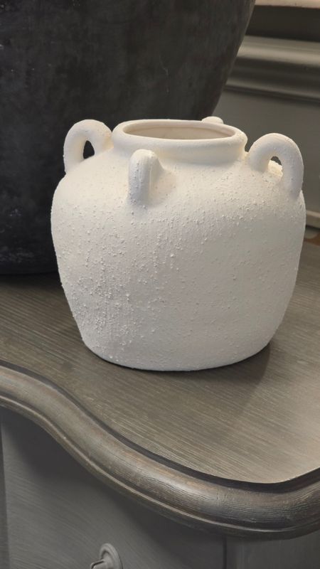 NOLA WINTER WHITE VASE