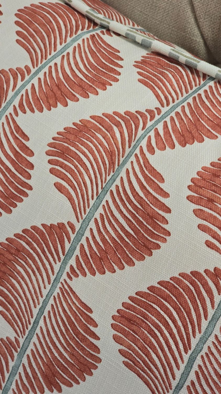 Wave design in red and aqua 55x55cm