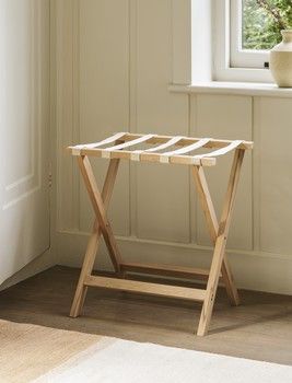 WEEKEND FOLDING LUGGAGE RACK