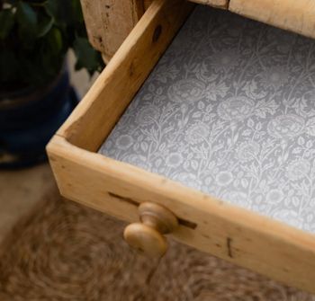 LILY OF THE VALLEY SCENTED DRAWER LINERS