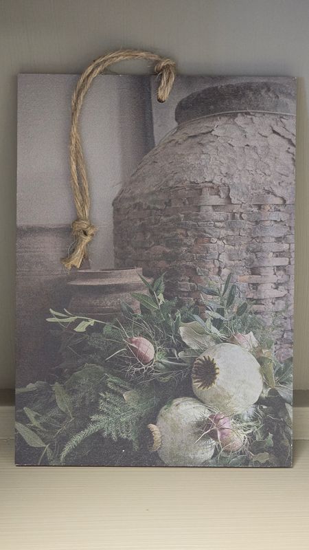 POPPY HEADS AND VINTAGE POTS IMAGE ON AN A5 DECOR BOARD