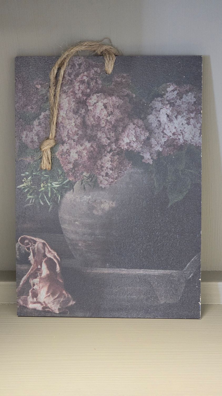 LILAC IN A VINTAGE POT IMAGE ON A DECOR BOARD