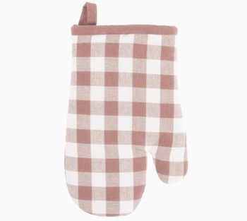 GINGHAM OVEN GLOVE IN PINK GINGHAM OVEN GLOVE IN PINK