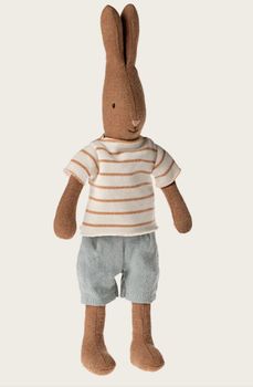RABBIT SIZE 1 IN SHORTS AND STRIPE TEE
