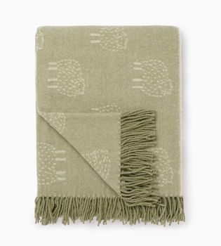 SHEEP WOOL THROW IN OLIVE GREEN SHEEP WOOL THROW IN OLIVE GREEN