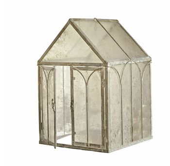 SMALL GARDEN ROOM IN IRON