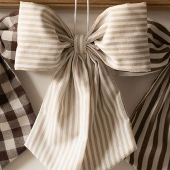 BEIGE AND WHITE STRIPE HANGING BOW BEIGE AND WHITE STRIPE HANGING BOW