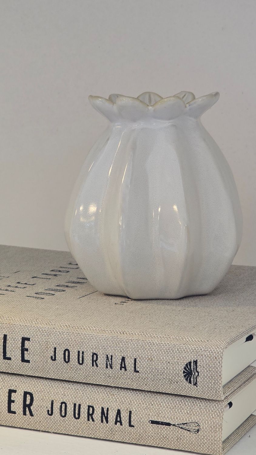 WHITE POPPY BUD VASE