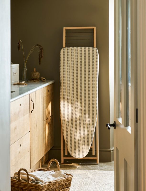 IRONING BOARD - BEECH