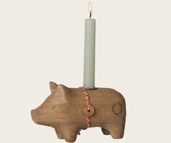 SMALL WOODEN PIG CANDLE HOLDER FOR TAPER CANDLE SMALL WOODEN PIG CANDLE HOLDER FOR TAPER CANDLE