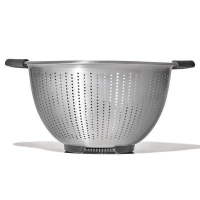 Colander 5qt SS OXO 006