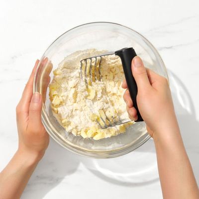 Pastry Blender With Blades 006