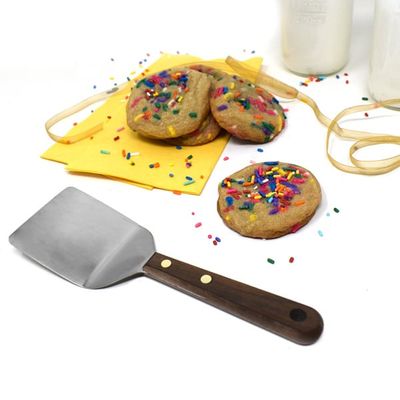 Spatula Wood Handle 8'' SS 012