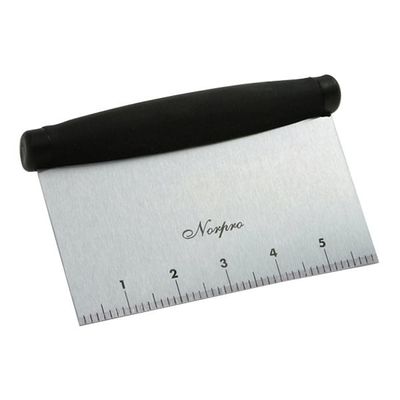 Bench Scraper SS Grip-EZ Norpro 012