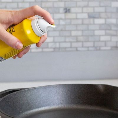 Seasoning Spray Oil Lodge 006