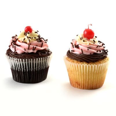 Baking Cups 48ct Giant White
