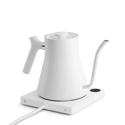 Kettle Electric .9L Pour Over Stagg EKG Matte White 004