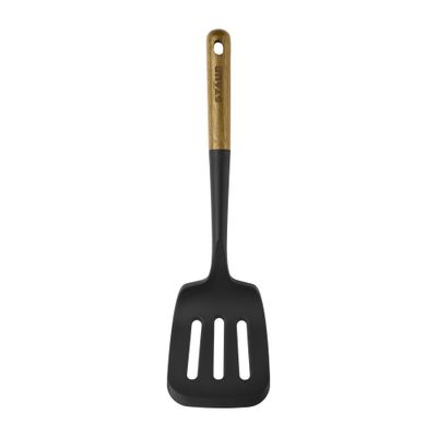 Turner Serving Staub 006