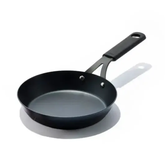 Fry Pan 8" Obsidian Carbon Steel w/Silicone Sleeve OXO 006