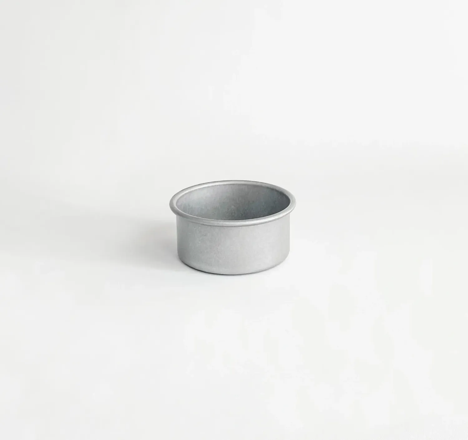 Cake Pan 4" Round 006