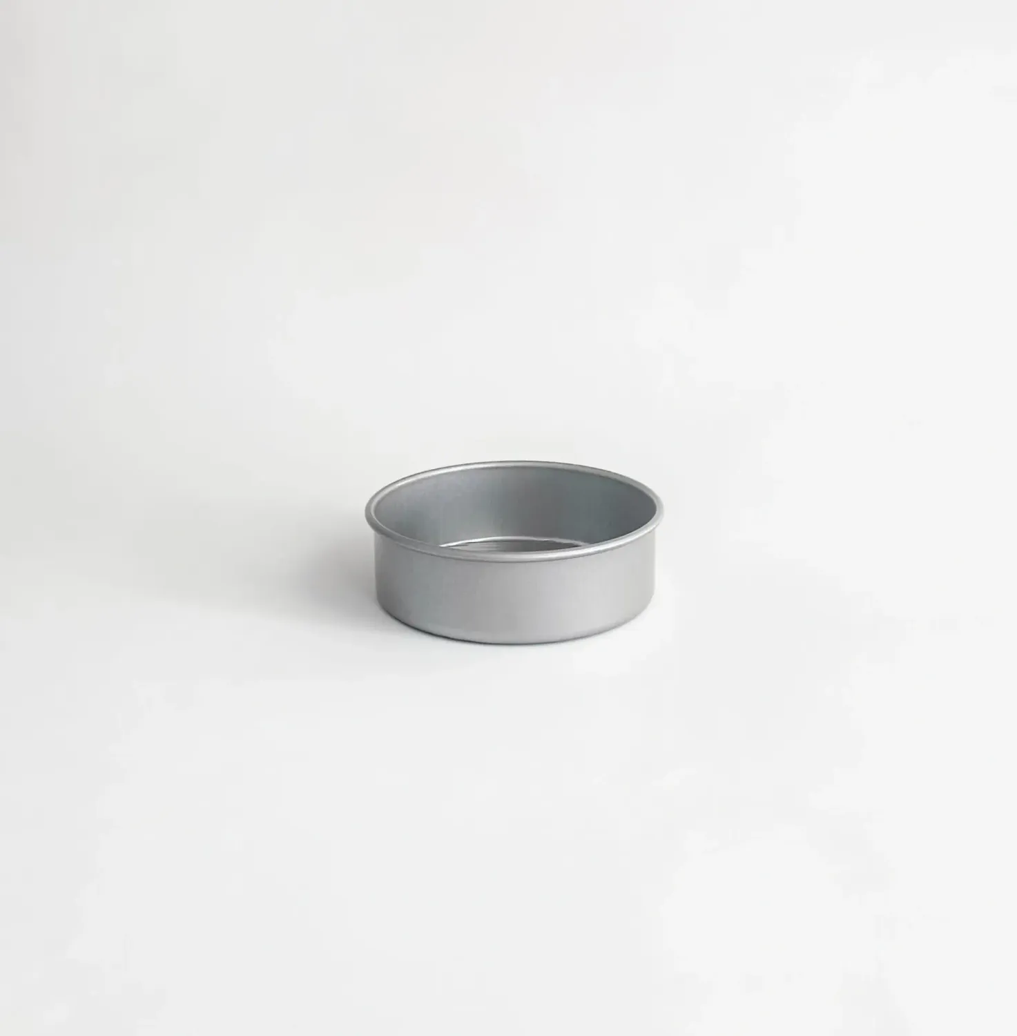 Cake Pan 6" Round 006