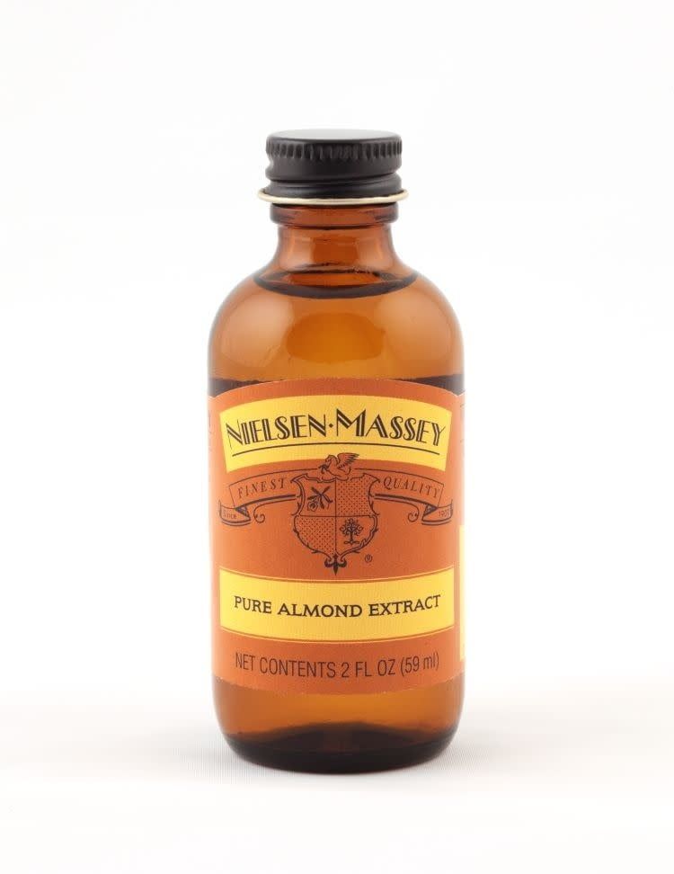 Extract Almond Pure 2oz 008