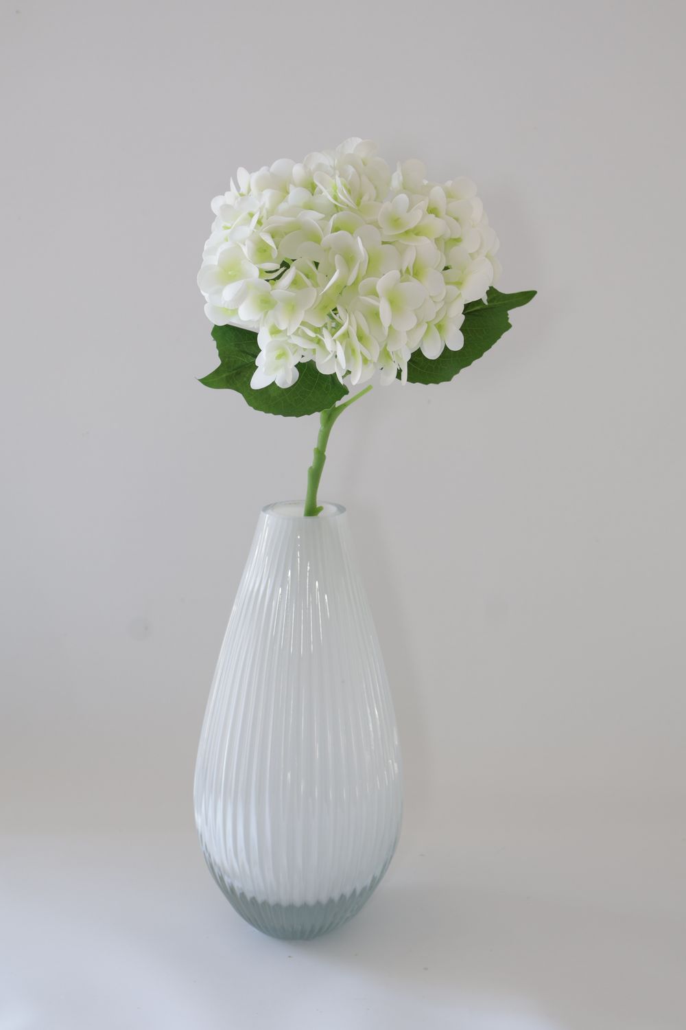 Hydrangea Stem Soft Real Touch Petals