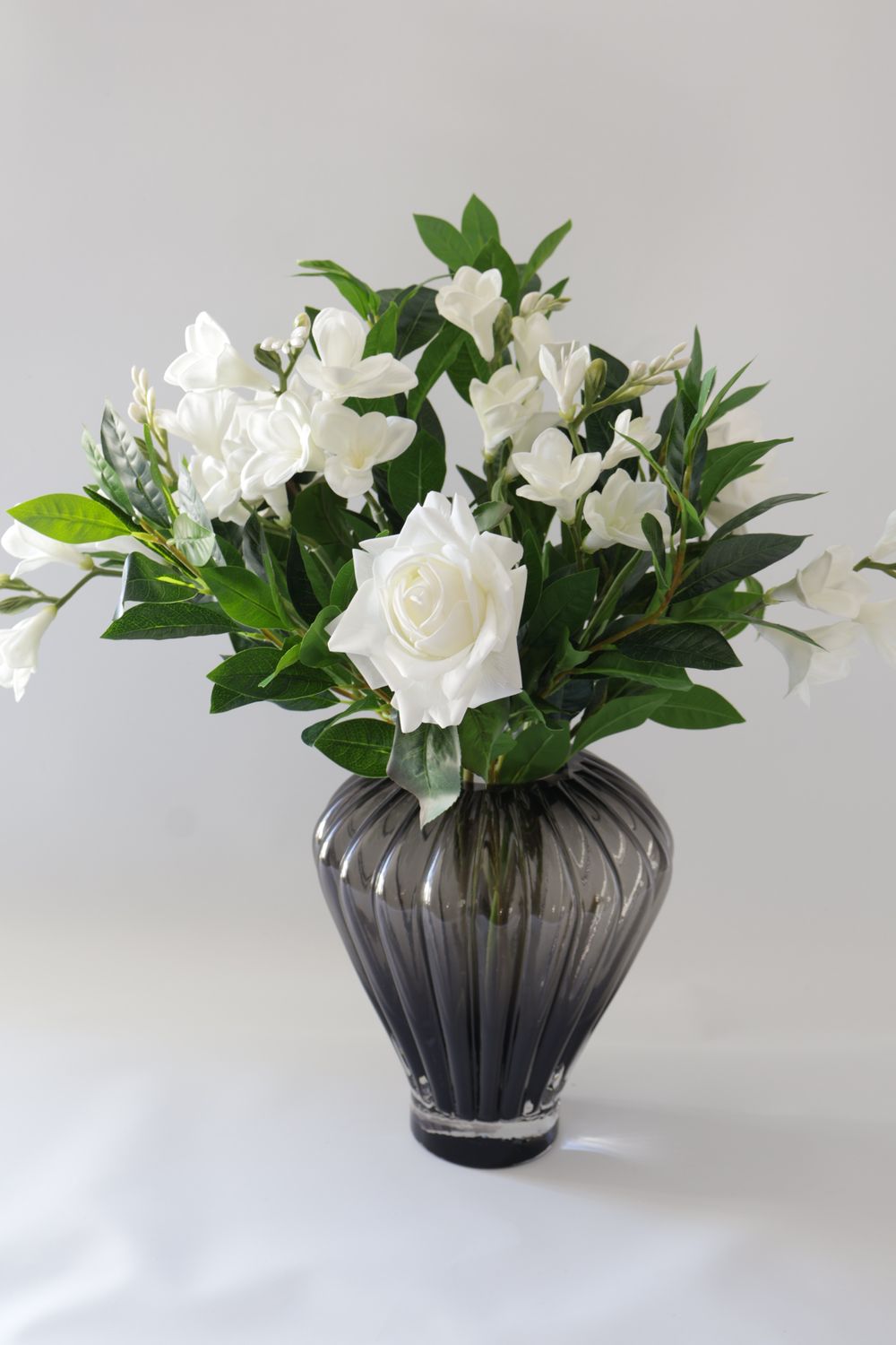 The EverBloom Ivory Garden