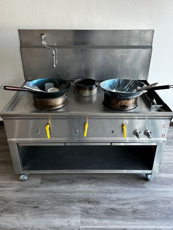 Zum Mieten: Gas Wok Asia 2. Die ersten 24h Fr.300.- alle weiteren zusammenhängenden 24h Fr.100.-