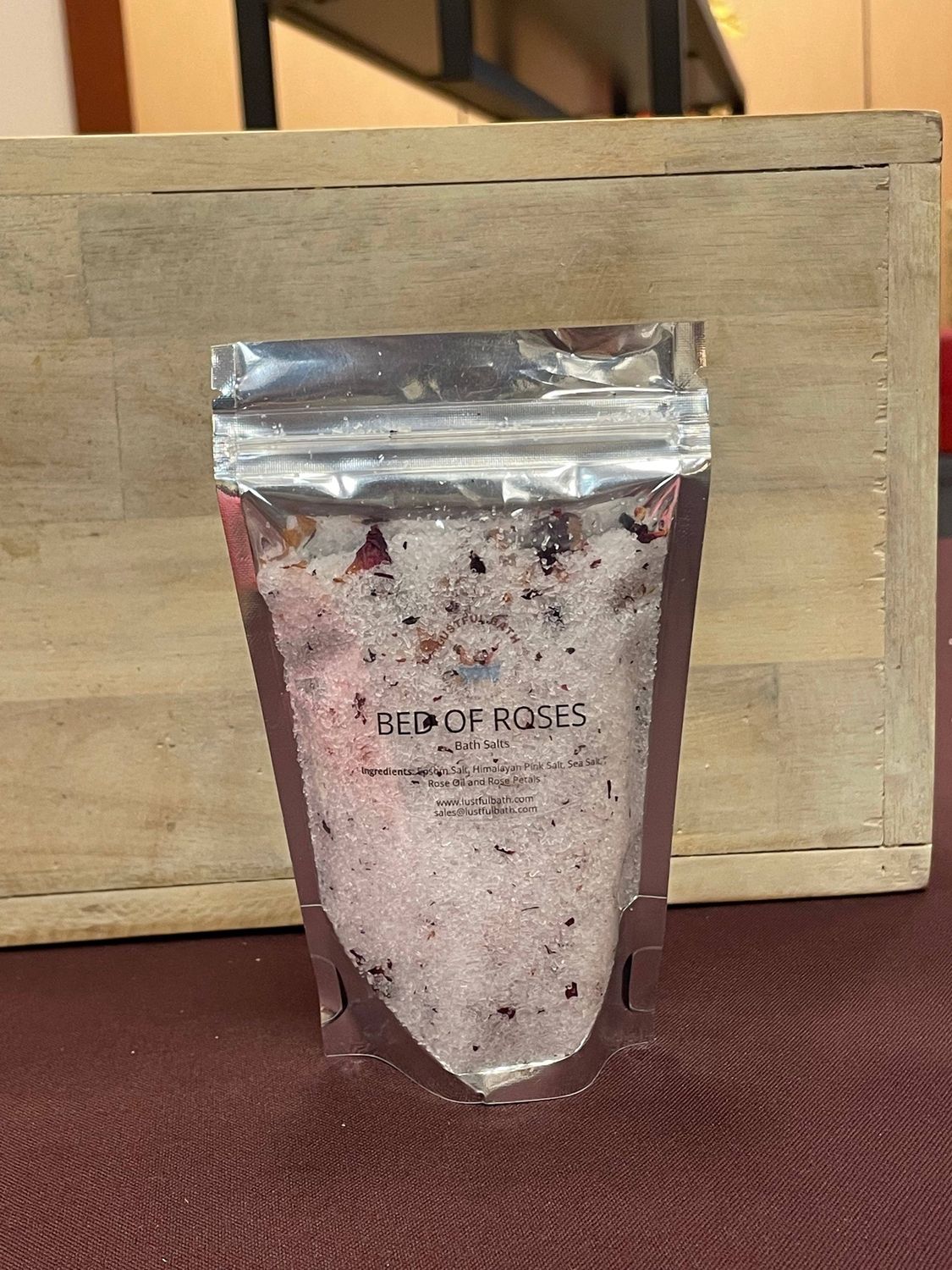 BED OF ROSES BATH SALT, Size: 5 oz