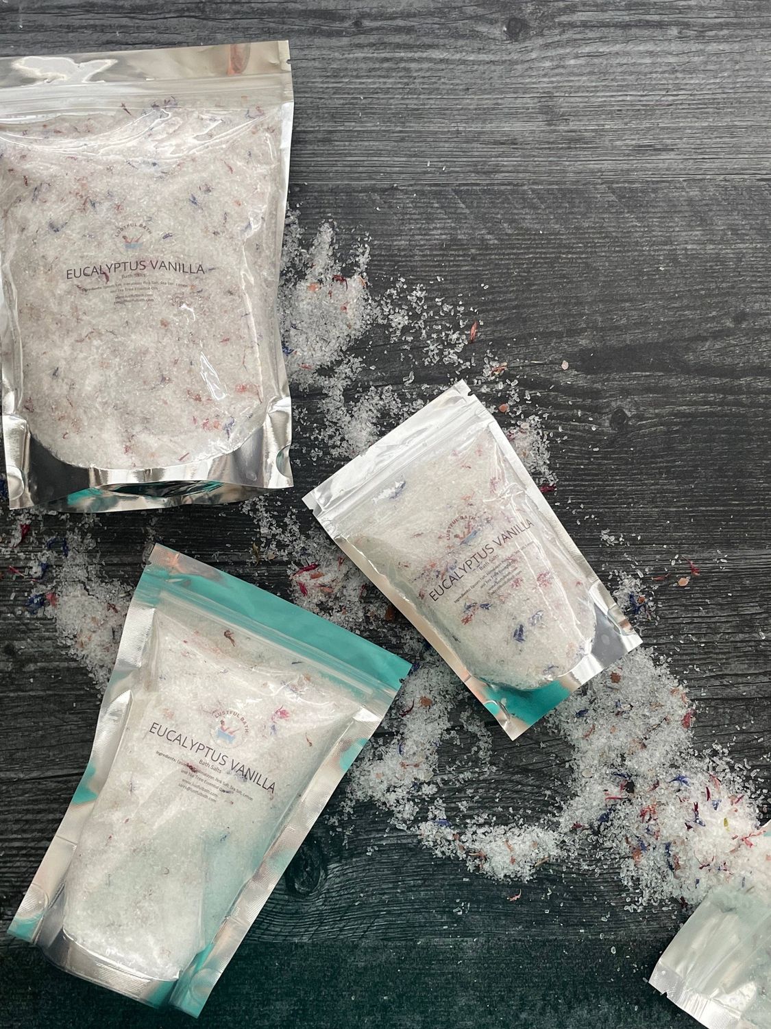 EUCALYPTUS VANILLA BATH SALT