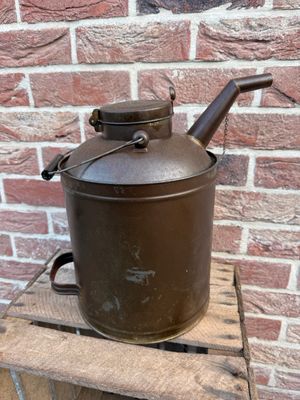 Prachtige Karaktervolle Vintage Oliekan / Petroleumkan