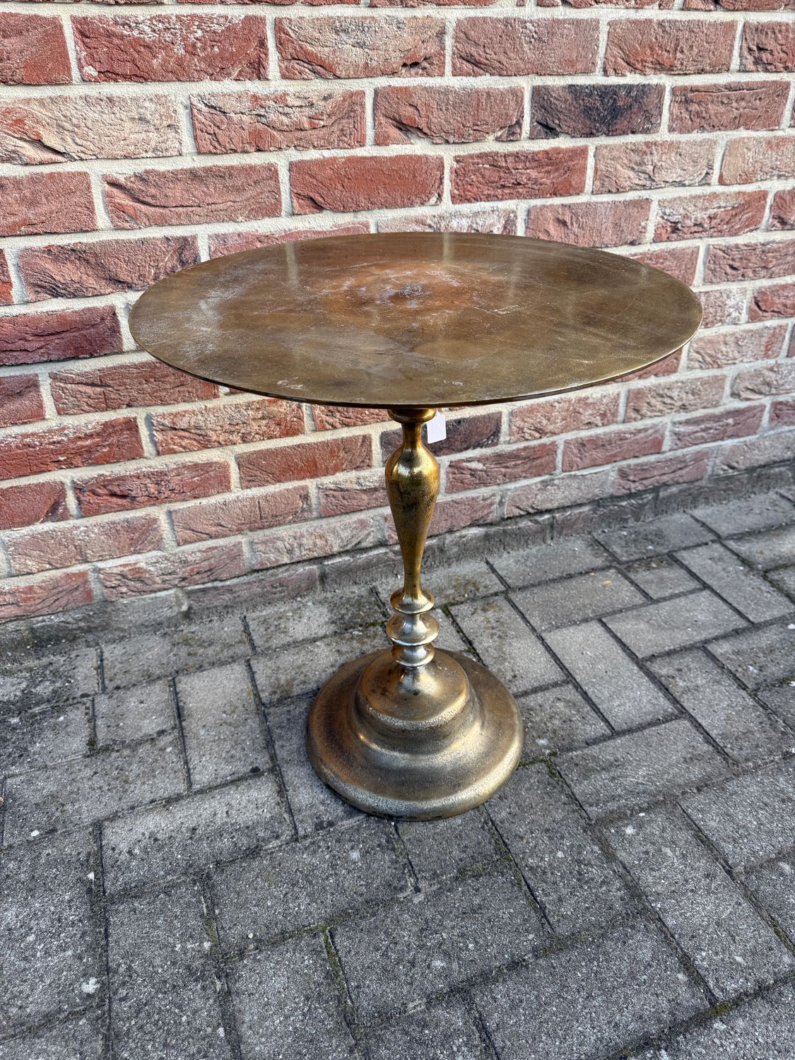 Luxe Goudkleurige Wijntafel / Bijzettafel – Vintage Look (Metaal)