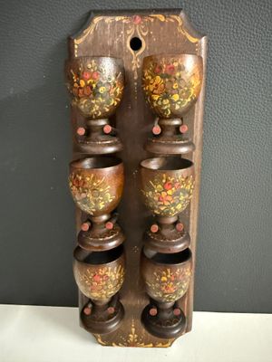 Vintage Houten Wandrek met 6 Handbeschilderde Eierdopjes