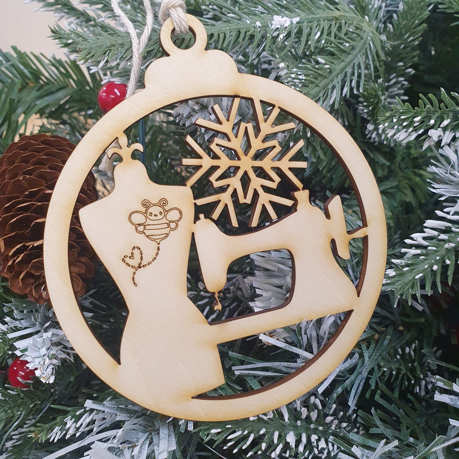 Wooden Sewing Machine Christmas Bauble Wooden Sewing Machine Christmas Bauble
