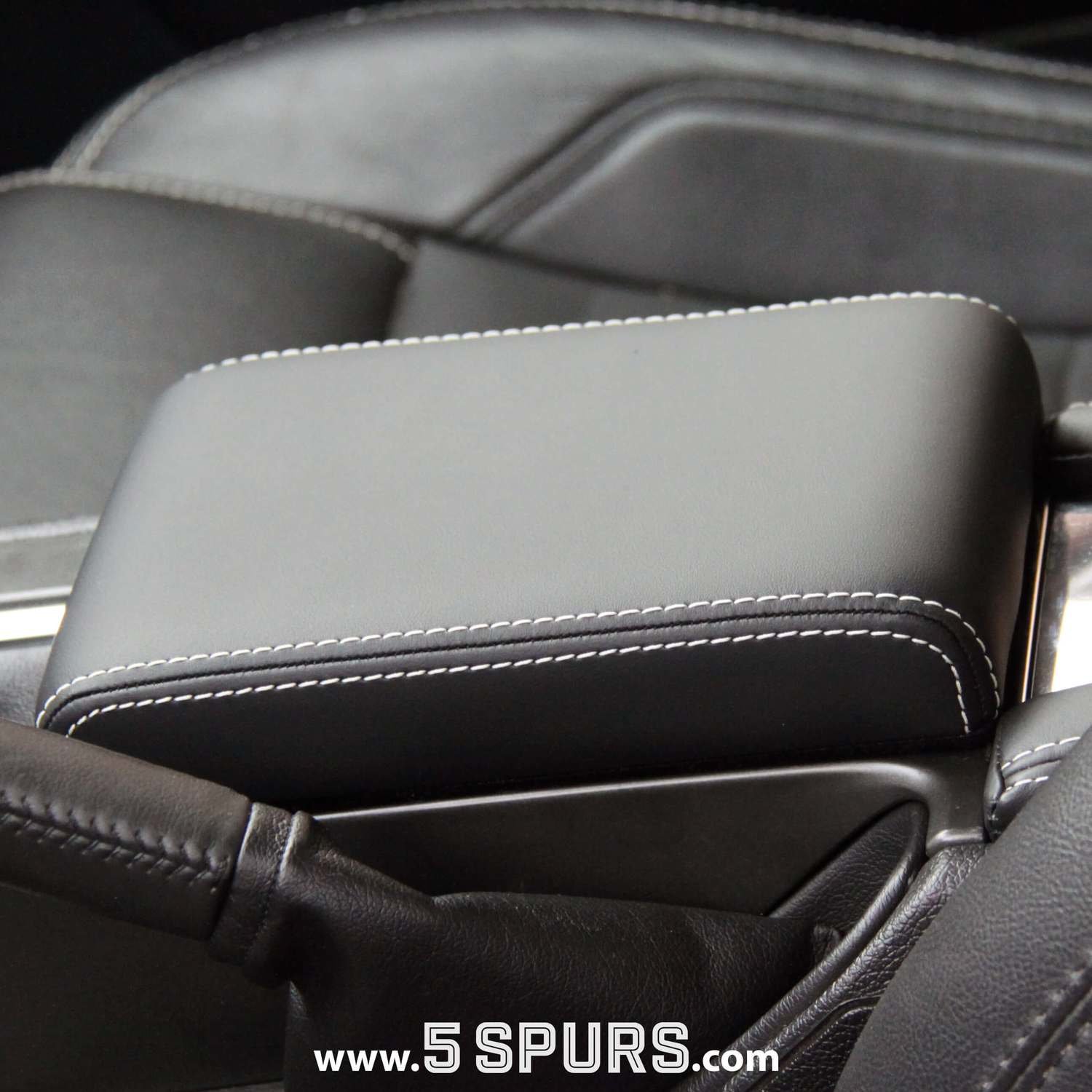 2010 to 2014 Mustang: KR-Armrest