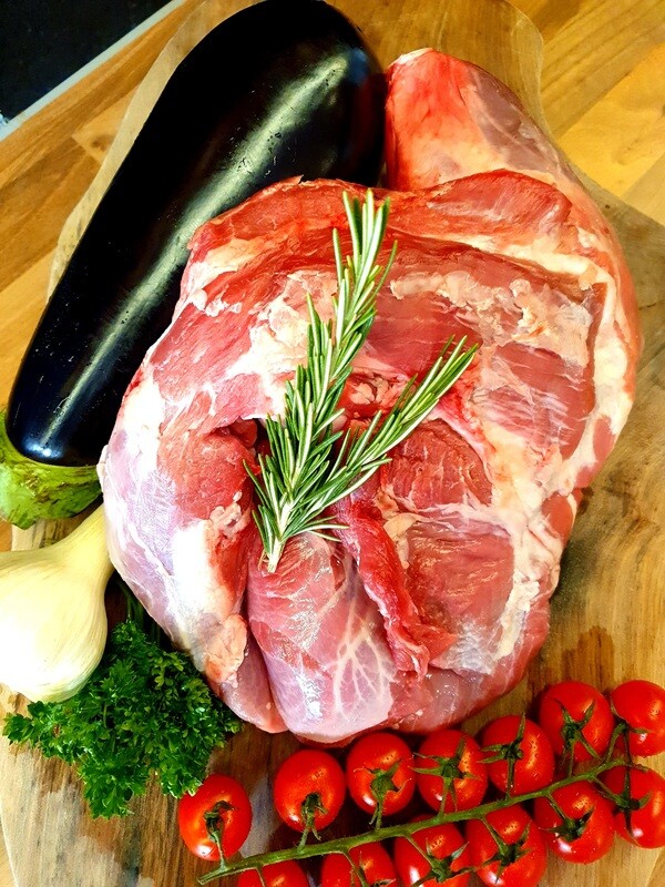 Épaule d'agneau avec os (Suisse)