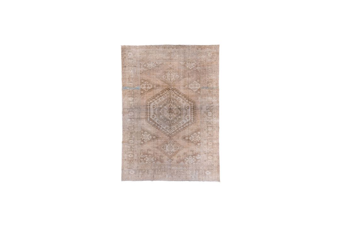Veece Design Rug, 8'3" x 11'7"