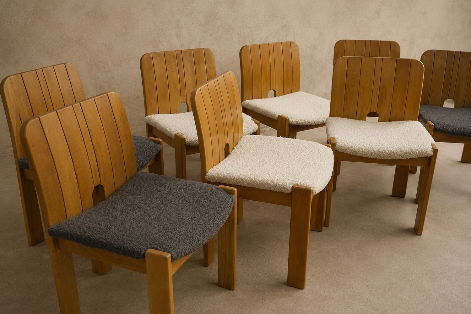 Set of 8 Mid Century Dining Chairs by Cassina, Italy
