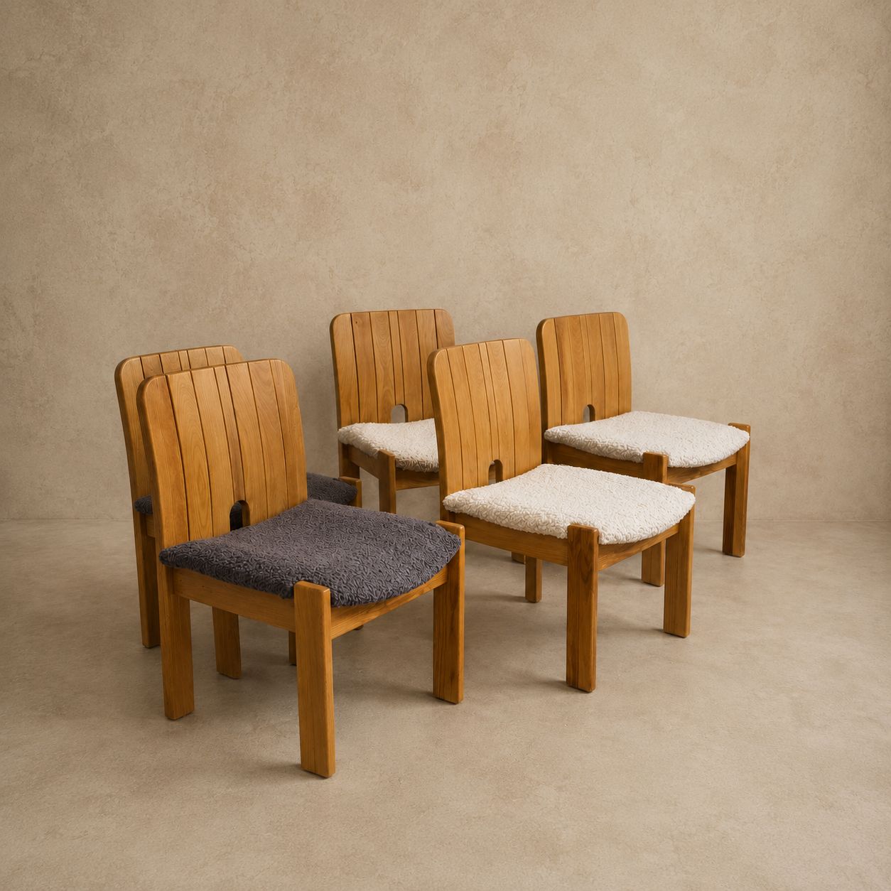 Set of 8 Mid Century Dining Chairs by Cassina, Italy