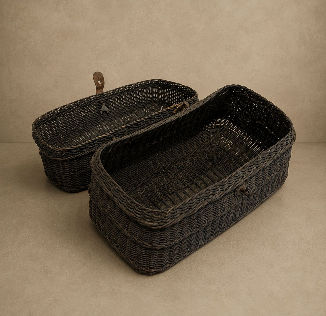 Basket with Lid