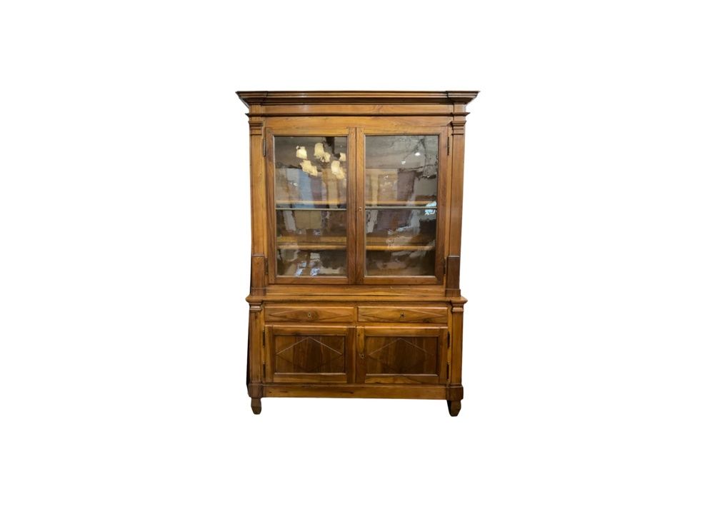 18th Century Neoclassical Italian Walnut Bookcase