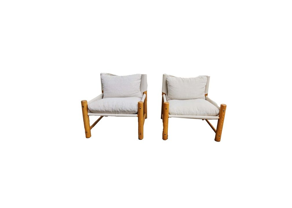 Mid Century Modern Italian Lounge Chair in Flax Linen Upholstery, in the Style of Gavina Zanatta, c.1970's