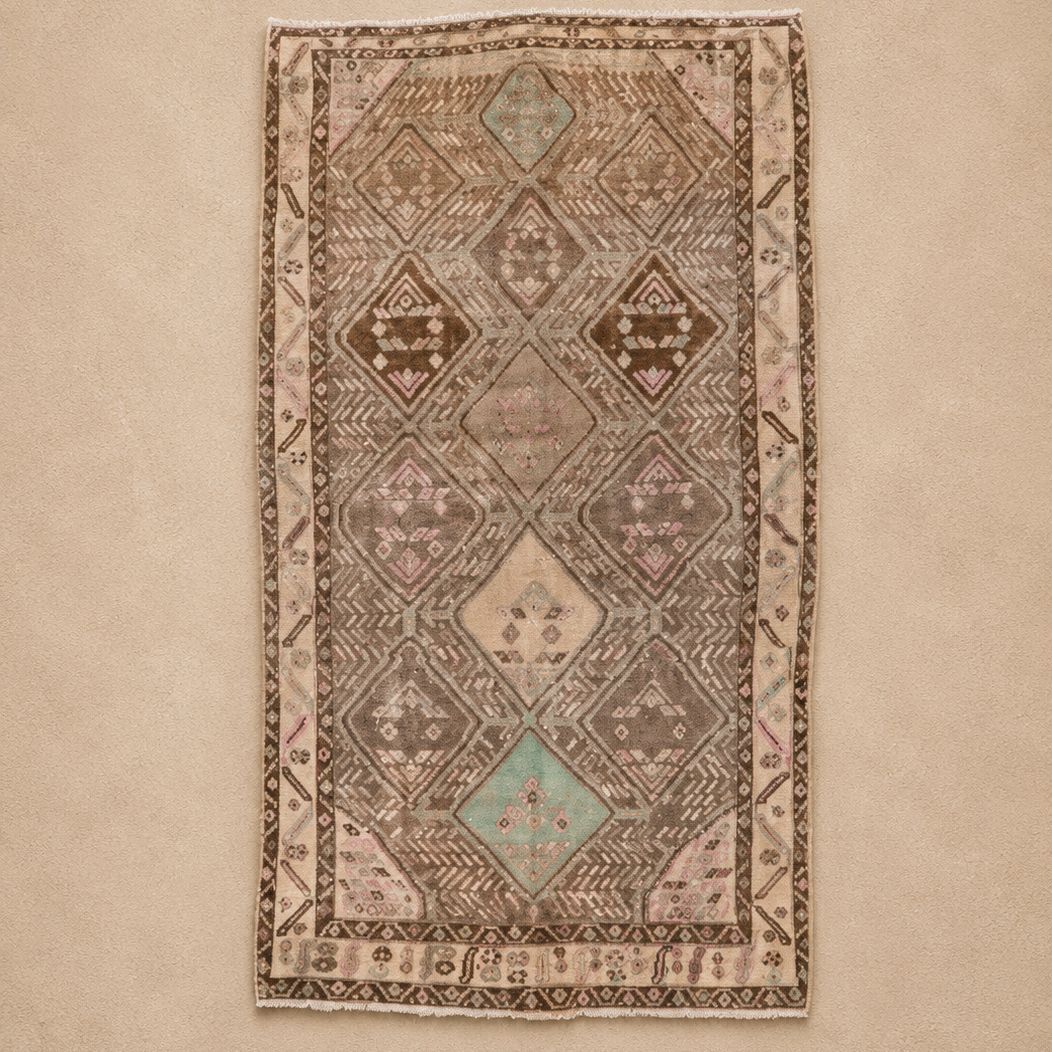 Hamadan Design Rug, 9' x 4'10"