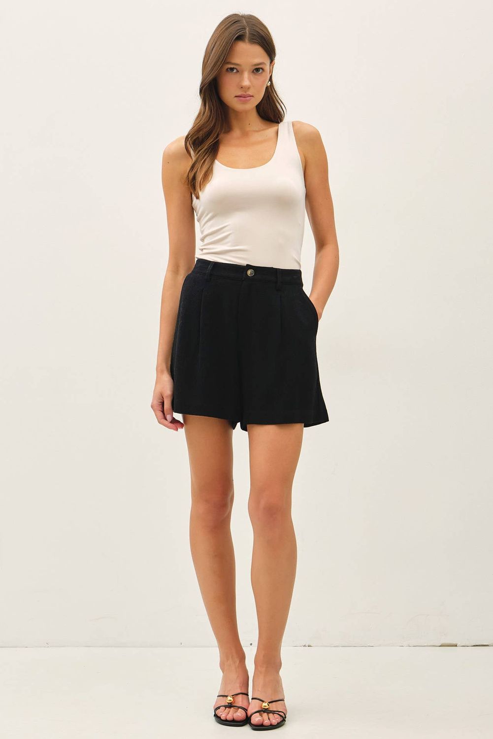 Basic Scoop Neck Tank