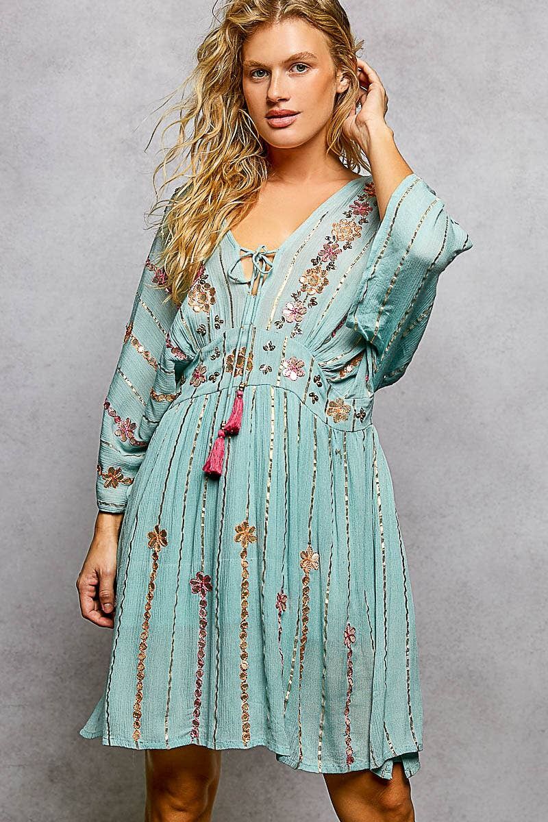 V-neck Stripe Embroidery Neck Loop Short Sleeve Dress, Size: L