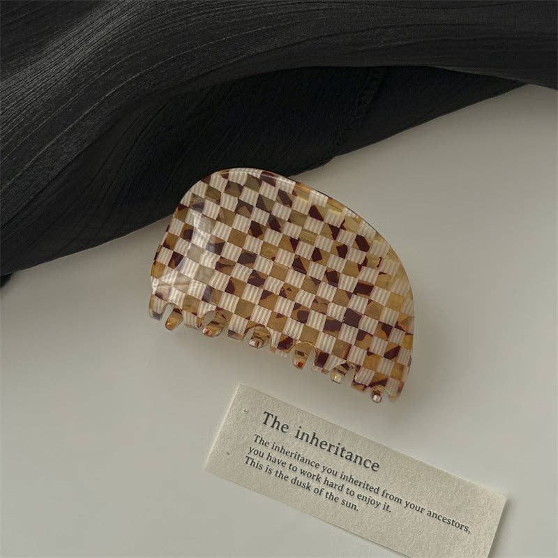 Irregular Shell Handmade Acetate Hair Claw, Color: Brown