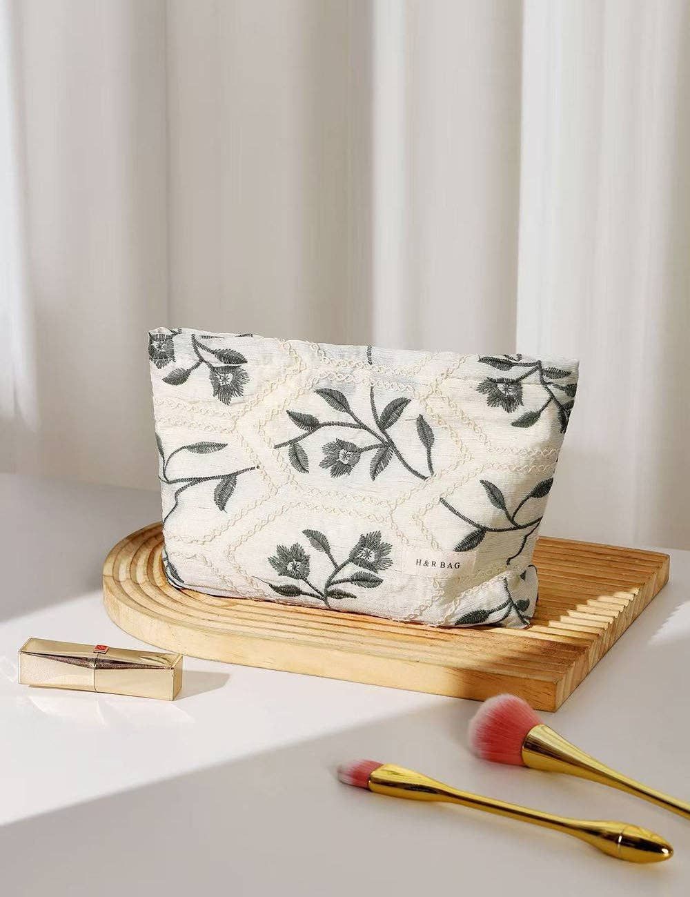 Vintage Floral Embroidered Cosmetic Bag
