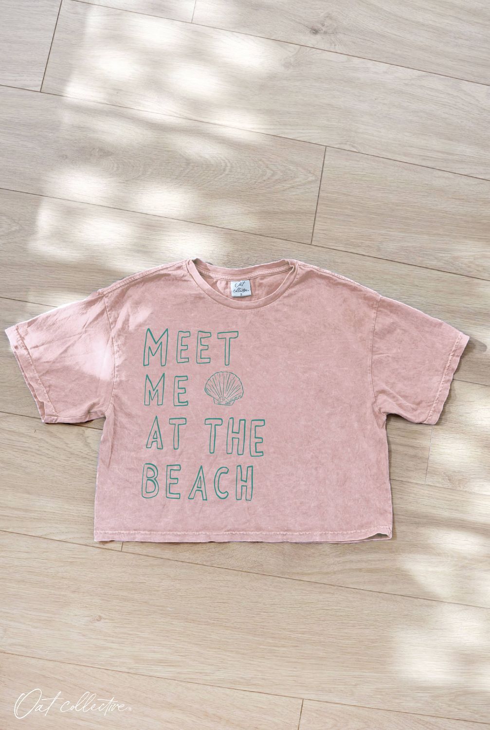 Meet Me At The Beach  Cropped Mineral Graphic Top, Size: M